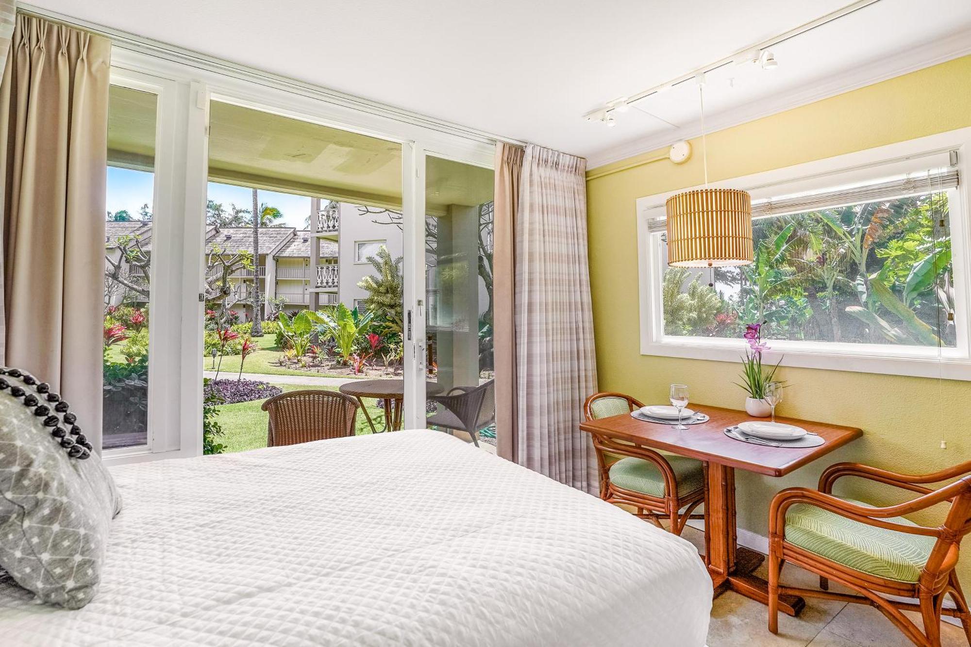Islander On The Beach Kapa'a Room photo